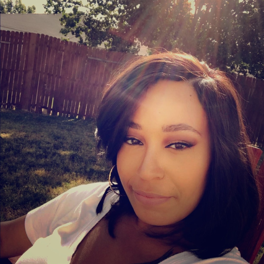 Meet your Posher, Shay